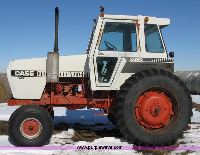 image for item 8209 1979 Case 2090 cab tractor
