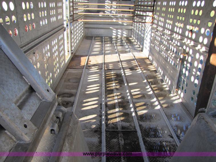 image for item 8366 1978 Merritt cattle trailer