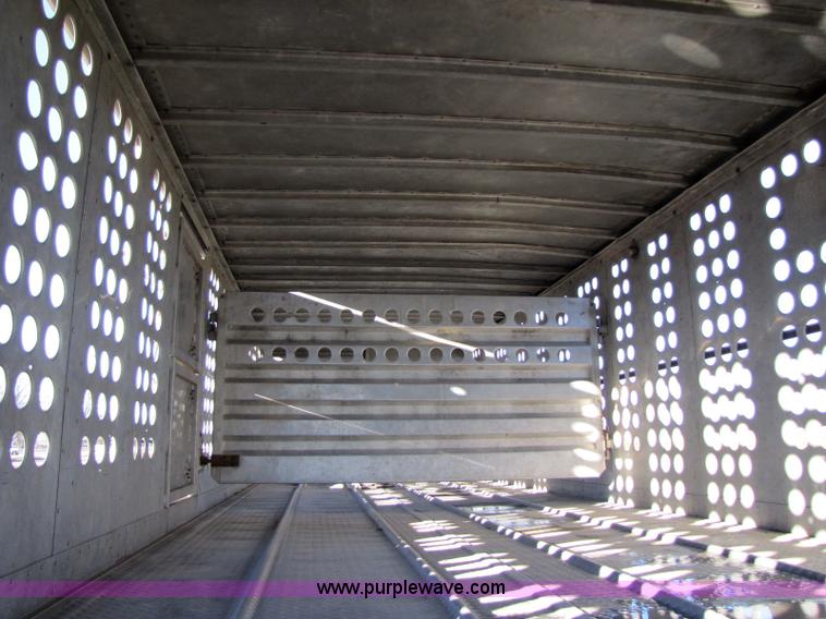 image for item 8366 1978 Merritt cattle trailer