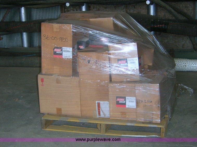 image for item 1645 (87) Baldwin filters