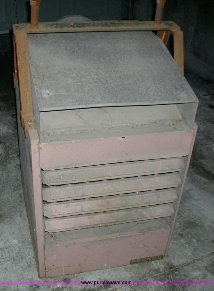 image for item 1901 ITT Reznor XL-200-3 natural gas heater