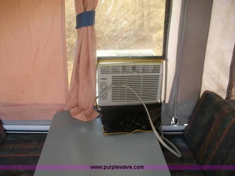 image for item 1904 1993 Starcraft Meteorite 817 pop-up camper