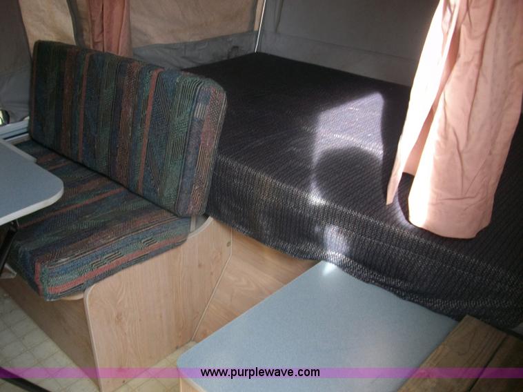 image for item 1904 1993 Starcraft Meteorite 817 pop-up camper