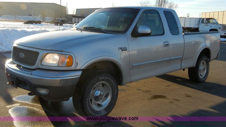 image for item 2134 2001 Ford F150 XLT pickup truck