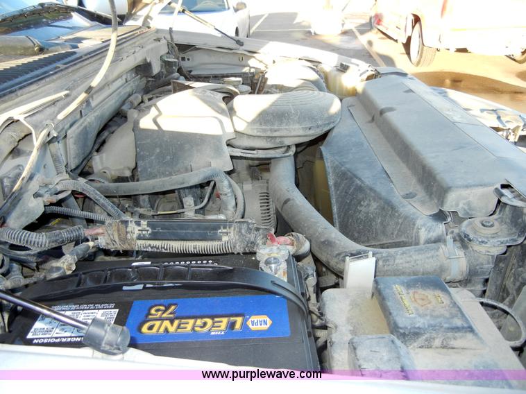 image for item 2134 2001 Ford F150 XLT pickup truck