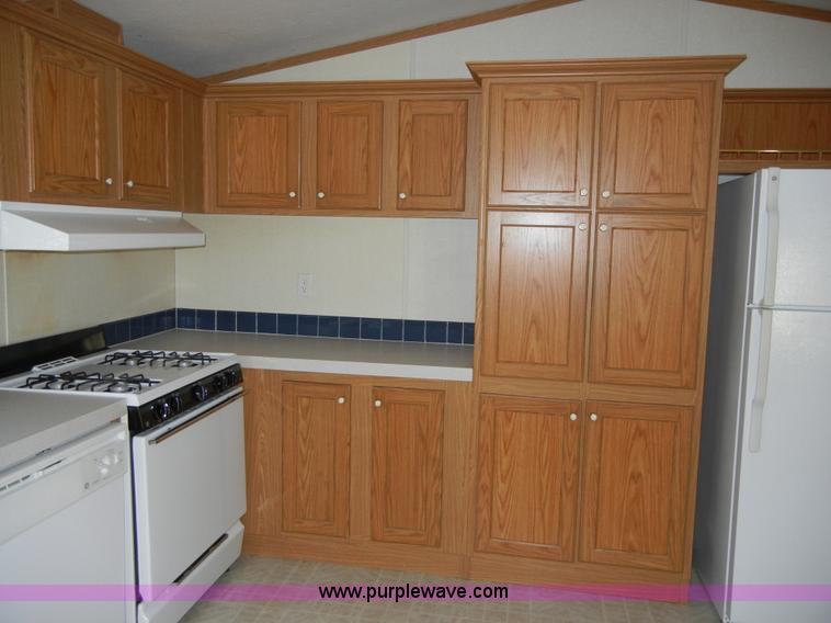 image for item 2139 2003 Skyline Fairview 76' modular home