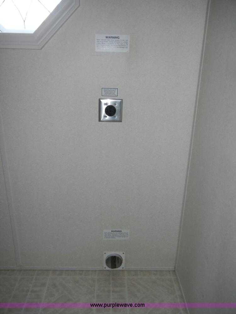 image for item 2139 2003 Skyline Fairview 76' modular home