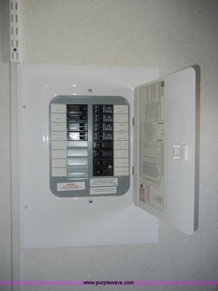 image for item 2139 2003 Skyline Fairview 76' modular home