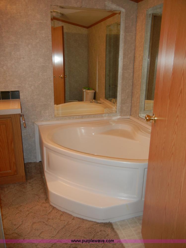 image for item 2139 2003 Skyline Fairview 76' modular home