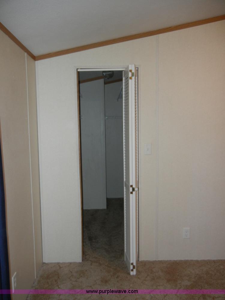 image for item 2139 2003 Skyline Fairview 76' modular home