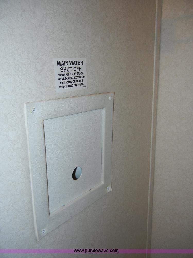 image for item 2139 2003 Skyline Fairview 76' modular home