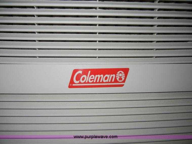 image for item 2139 2003 Skyline Fairview 76' modular home