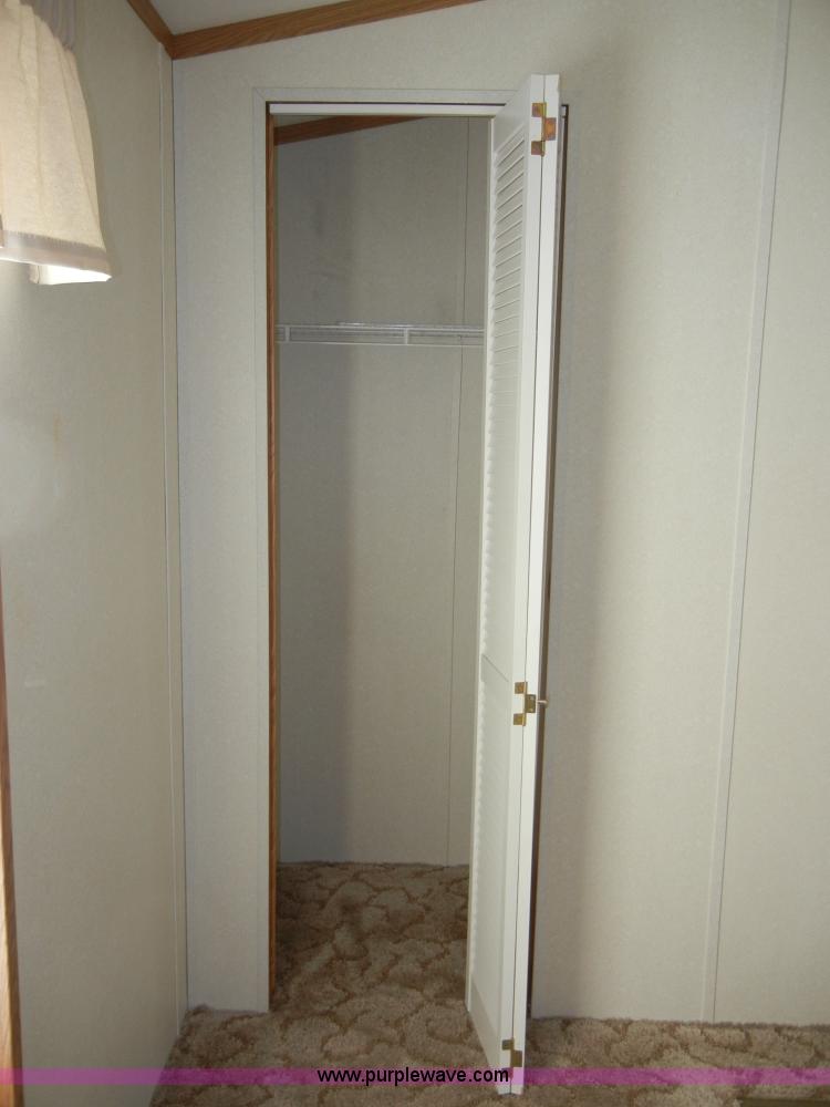 image for item 2139 2003 Skyline Fairview 76' modular home