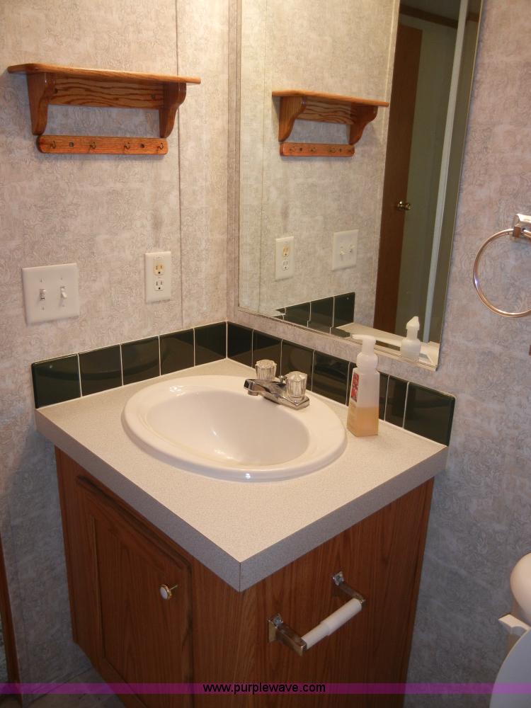 image for item 2139 2003 Skyline Fairview 76' modular home