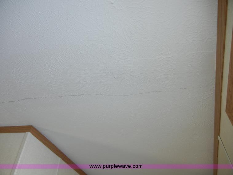 image for item 2139 2003 Skyline Fairview 76' modular home