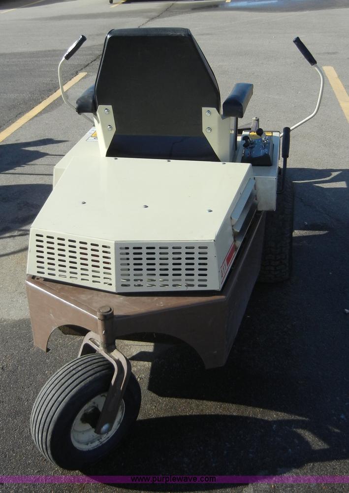 image for item 2224 Grasshopper 411 zero turn riding lawn mower