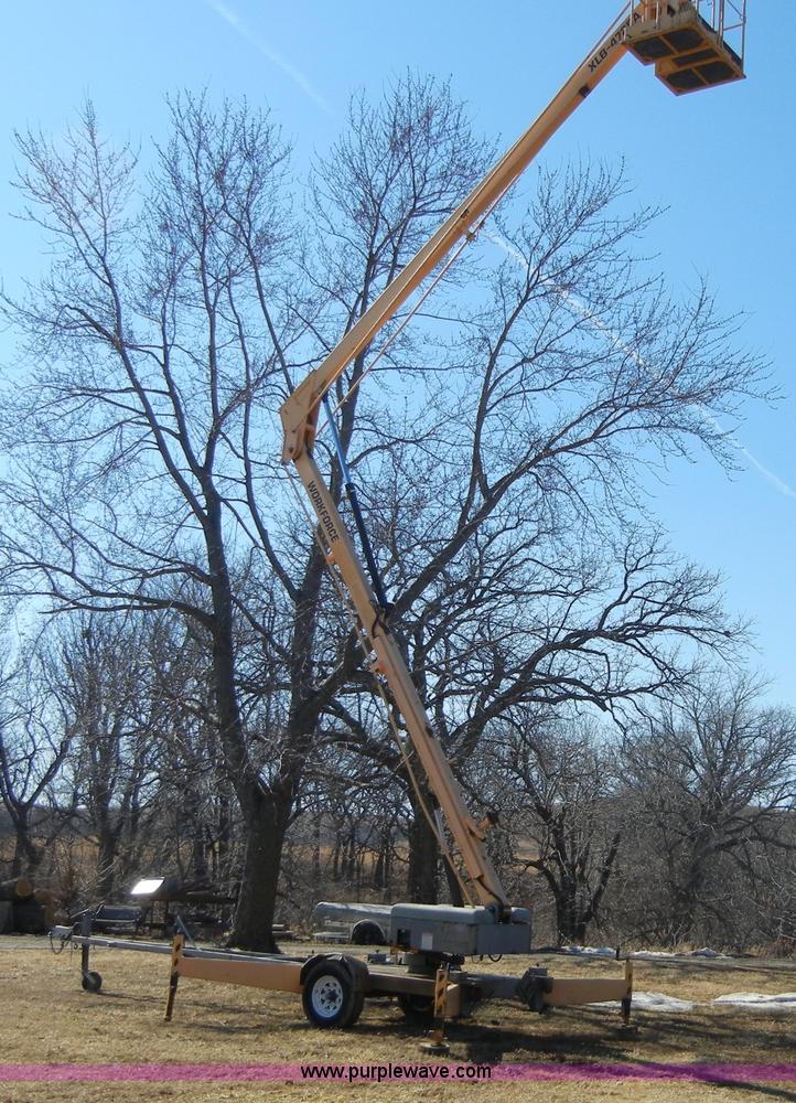 image for item 2278 Workforce XLB-4725A Bil-Jax lift