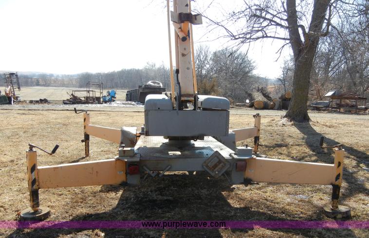 image for item 2278 Workforce XLB-4725A Bil-Jax lift