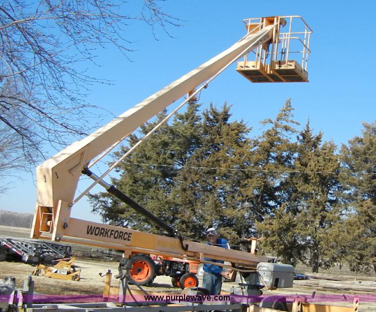 image for item 2278 Workforce XLB-4725A Bil-Jax lift