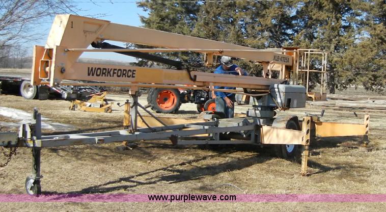 image for item 2278 Workforce XLB-4725A Bil-Jax lift