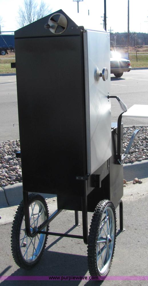 image for item 2311 Upright portable xtreme smoker and grill