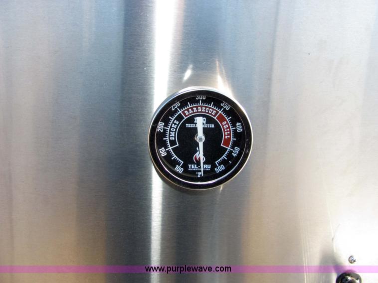 image for item 2311 Upright portable xtreme smoker and grill