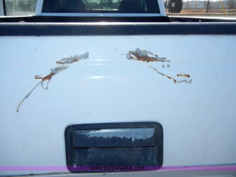 image for item 2375 1997 Chevrolet Silverado 2500 pickup truck