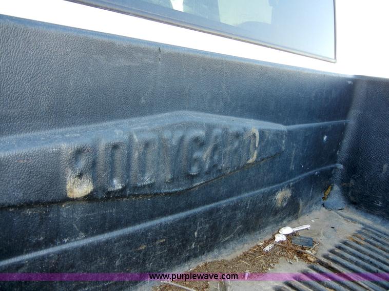 image for item 2375 1997 Chevrolet Silverado 2500 pickup truck