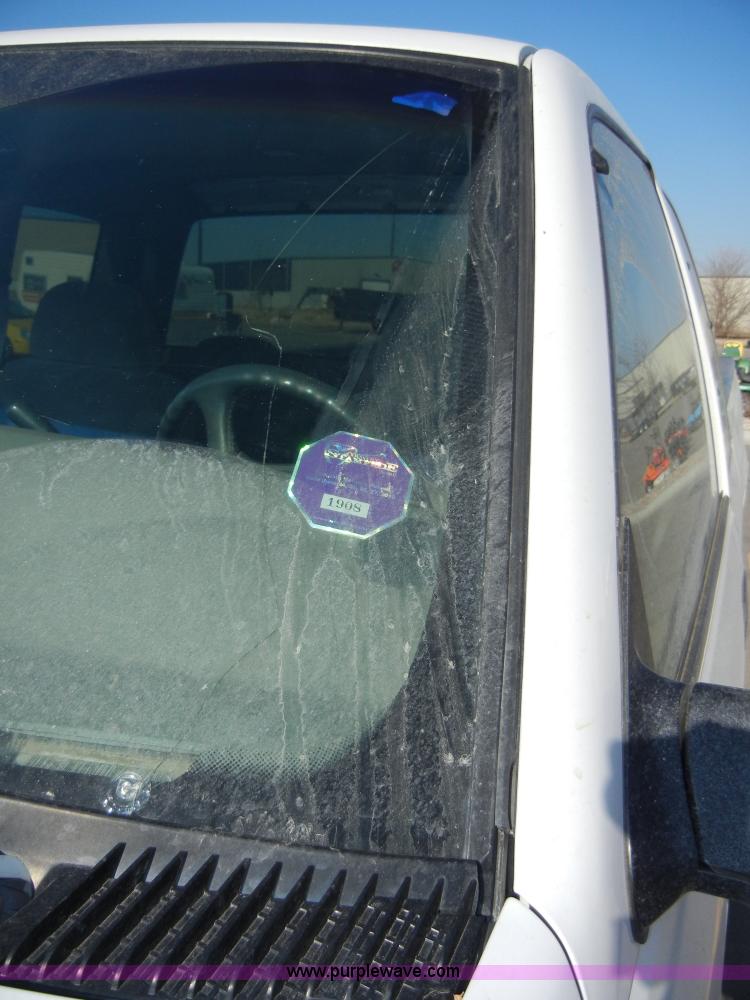 image for item 2375 1997 Chevrolet Silverado 2500 pickup truck