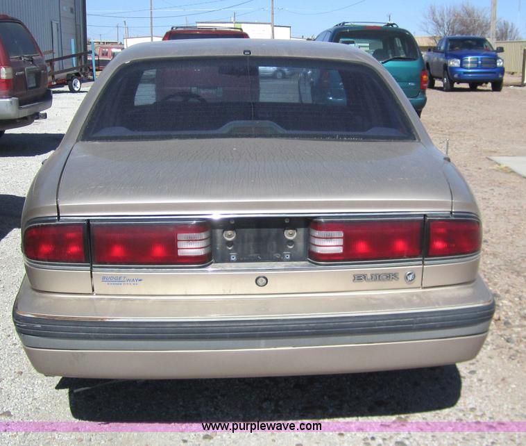 image for item 2966 1995 Buick LeSabre Custom