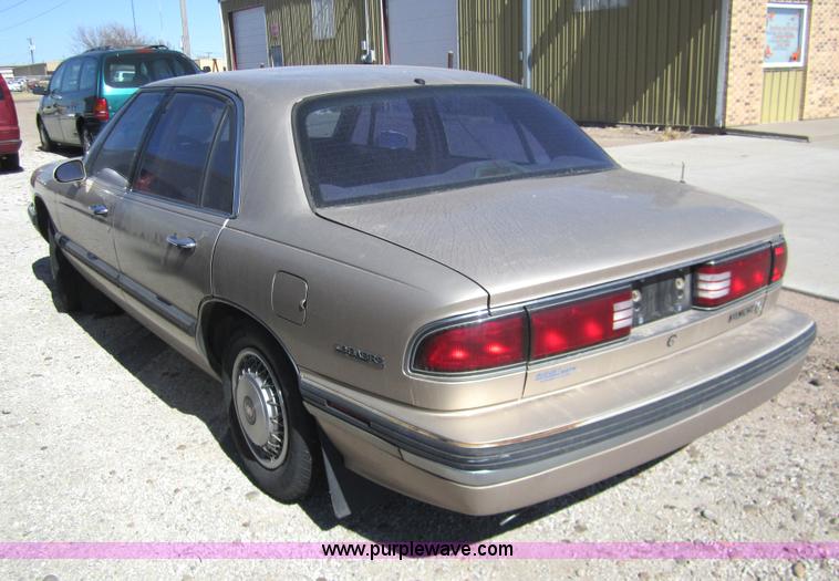 image for item 2966 1995 Buick LeSabre Custom