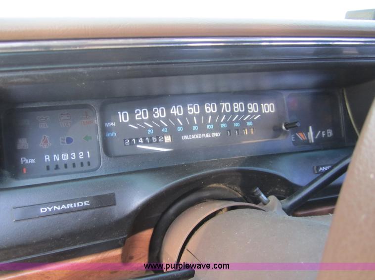 image for item 2966 1995 Buick LeSabre Custom