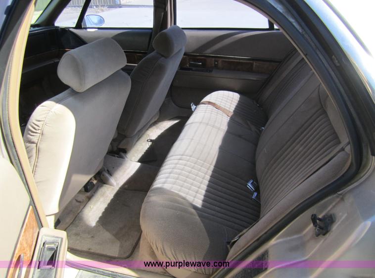 image for item 2966 1995 Buick LeSabre Custom