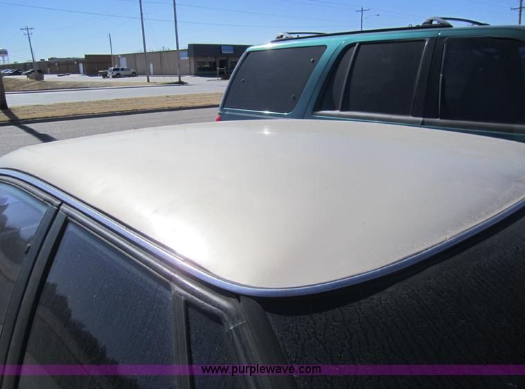 image for item 2966 1995 Buick LeSabre Custom