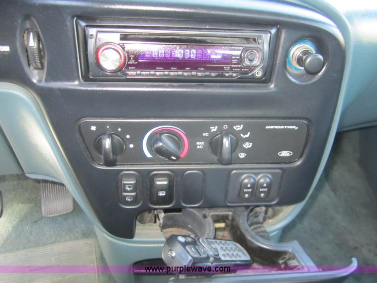 image for item 2968 1996 Ford Windstar GL mini-van