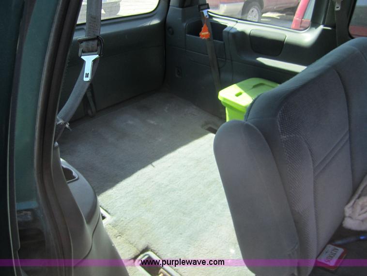 image for item 2968 1996 Ford Windstar GL mini-van