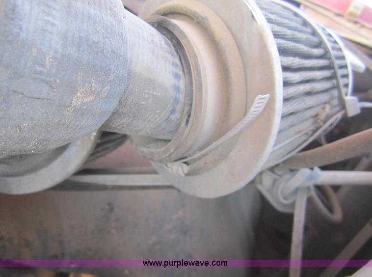 image for item 2969 1988 Ford F150 Custom extended cab pickup truck