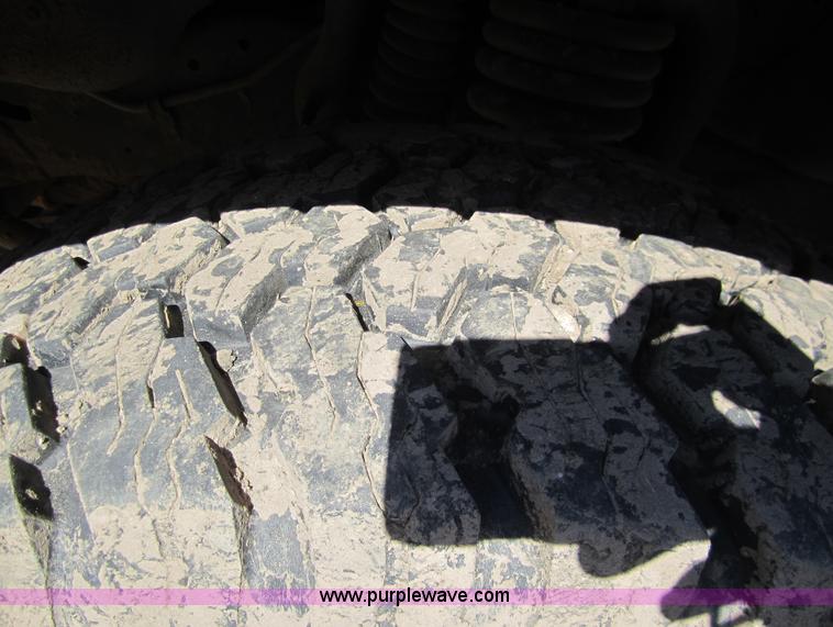 image for item 2969 1988 Ford F150 Custom extended cab pickup truck