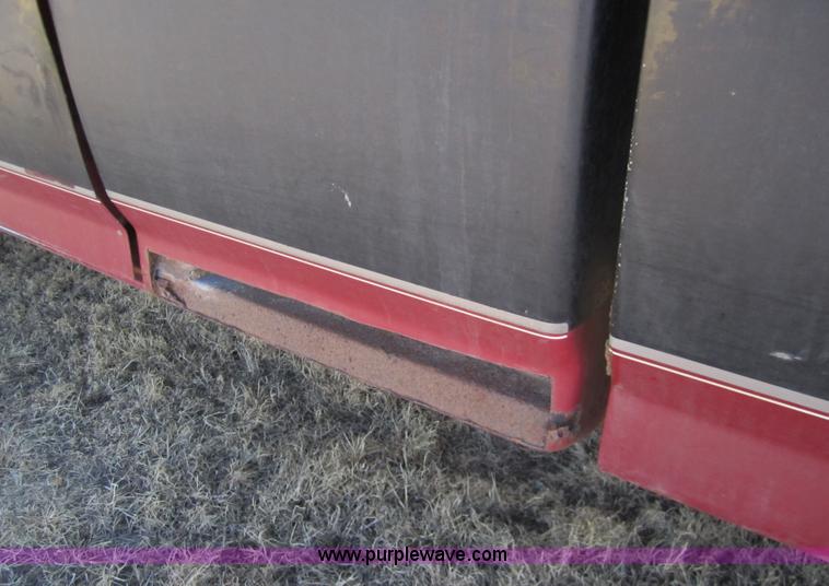 image for item 2969 1988 Ford F150 Custom extended cab pickup truck