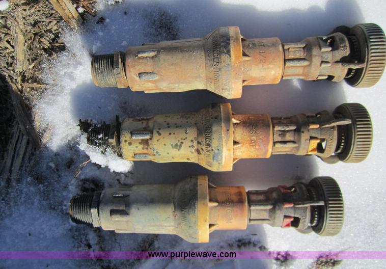 image for item 3203 Assorted hoses and nozzles from Zimmatic center pivot