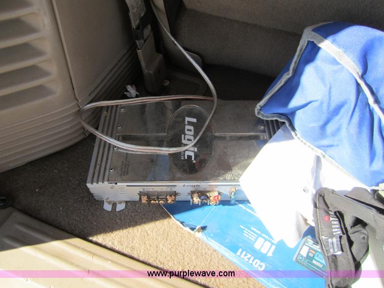 image for item 3438 1997 Ford Expedition Eddie Bauer SUV