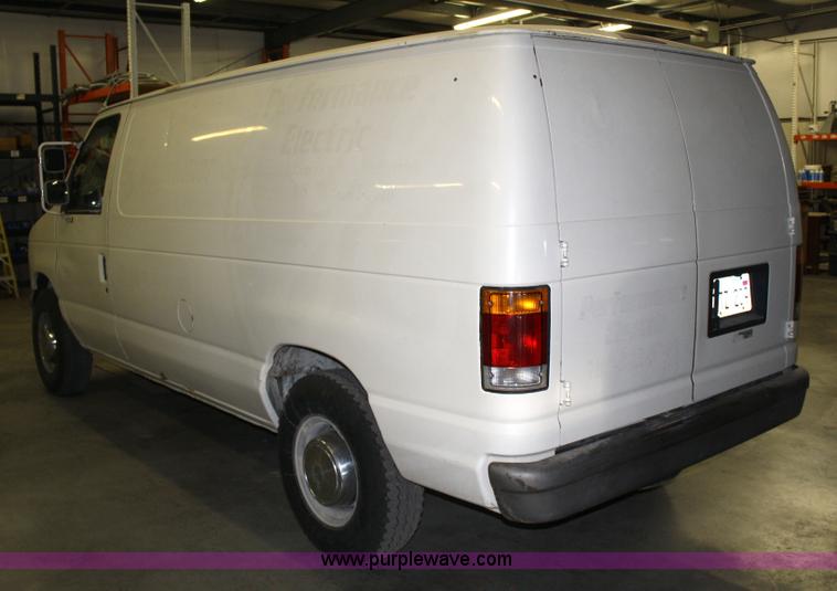 image for item 4820 1993 Ford Econoline E250 cargo van