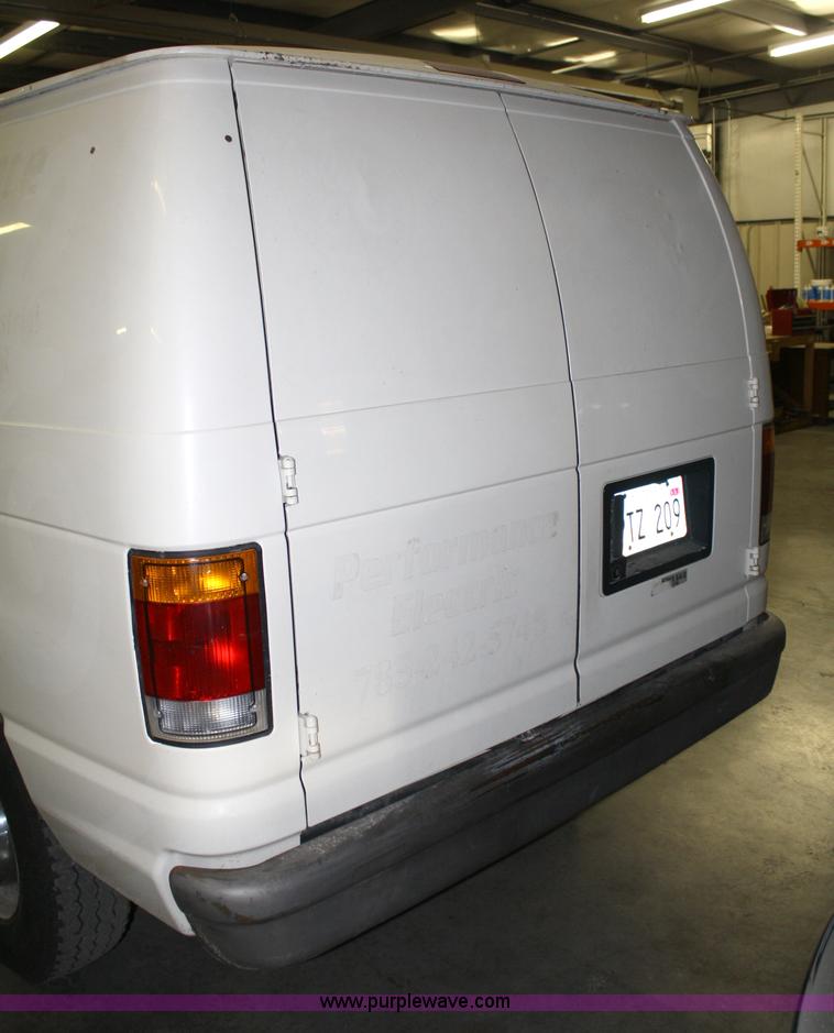 image for item 4820 1993 Ford Econoline E250 cargo van