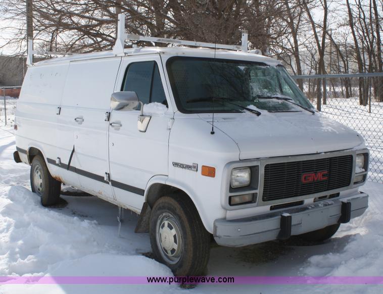 image for item 4821 1996 GMC Vandura G3500 cargo van