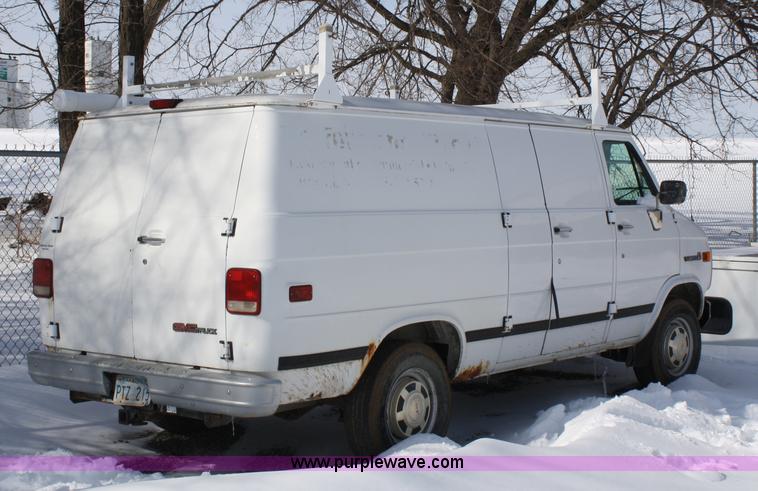 image for item 4821 1996 GMC Vandura G3500 cargo van
