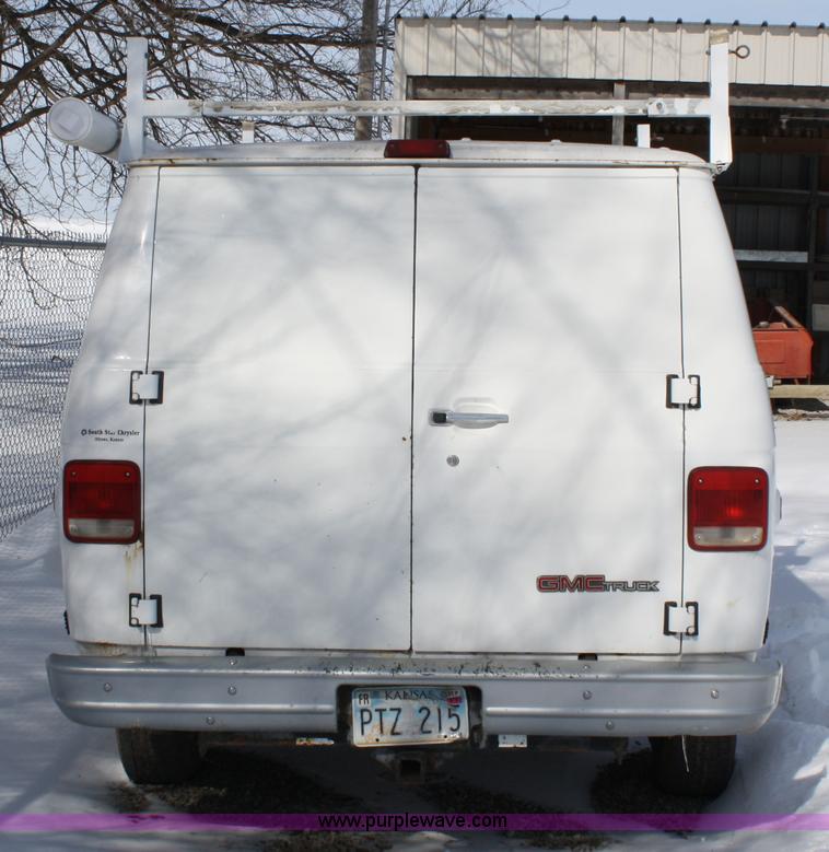 image for item 4821 1996 GMC Vandura G3500 cargo van