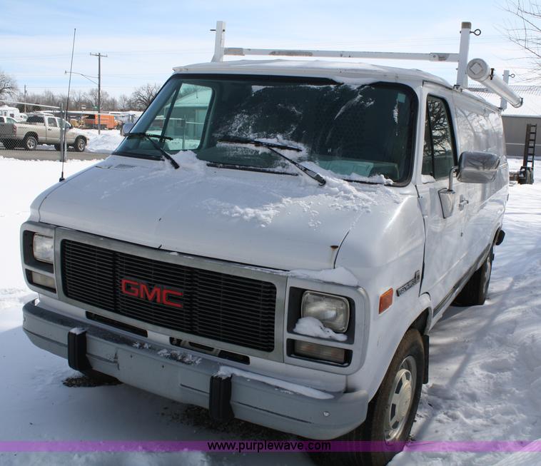 image for item 4821 1996 GMC Vandura G3500 cargo van