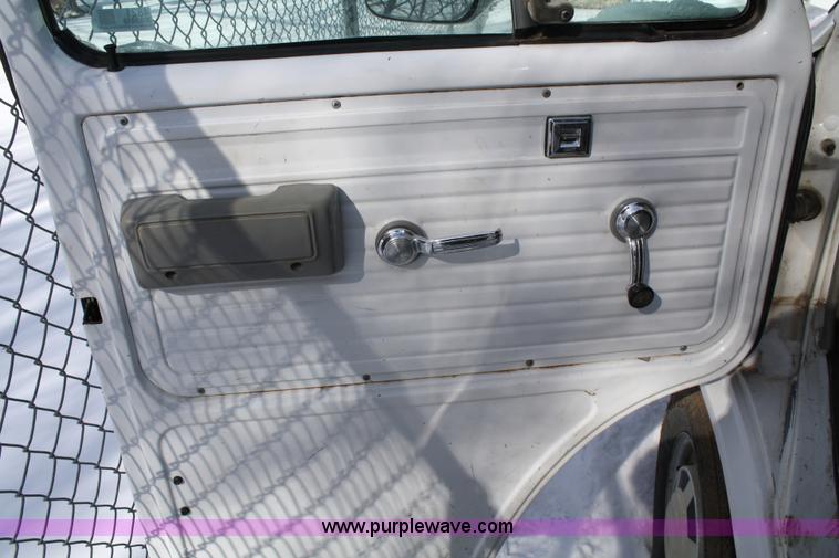 image for item 4821 1996 GMC Vandura G3500 cargo van