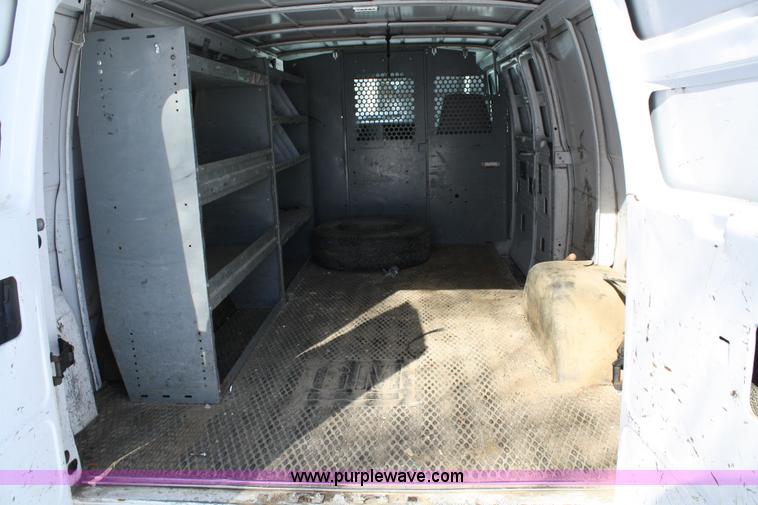 image for item 4821 1996 GMC Vandura G3500 cargo van