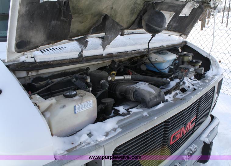 image for item 4821 1996 GMC Vandura G3500 cargo van